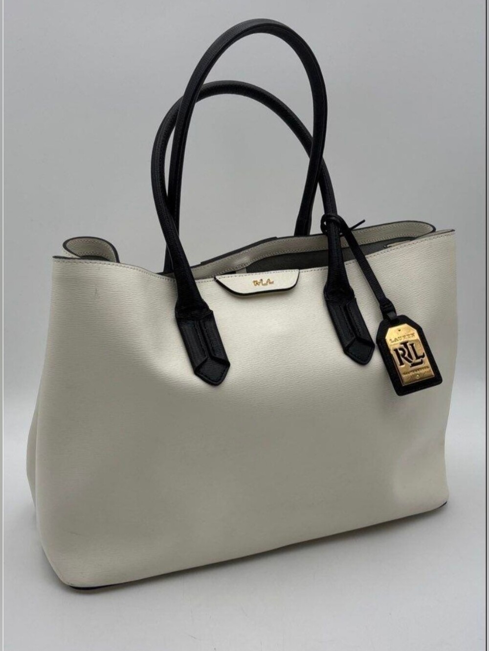 Elegant Lauren Ralph Lauren White Pebbled Leather Tote Bag w/ Black Handles